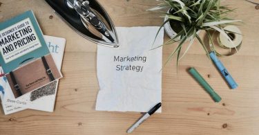 Descubre la estrategia de marketing digital de tu competencia.